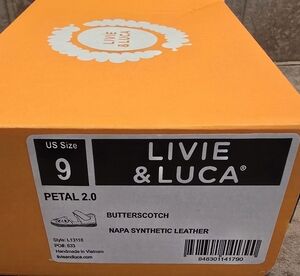 Livie & Luca Butterscotch Shoes Size 9